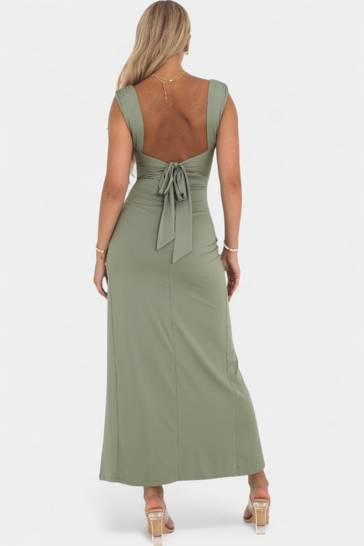 Viveka | Vestido elástico con lazo en la espalda