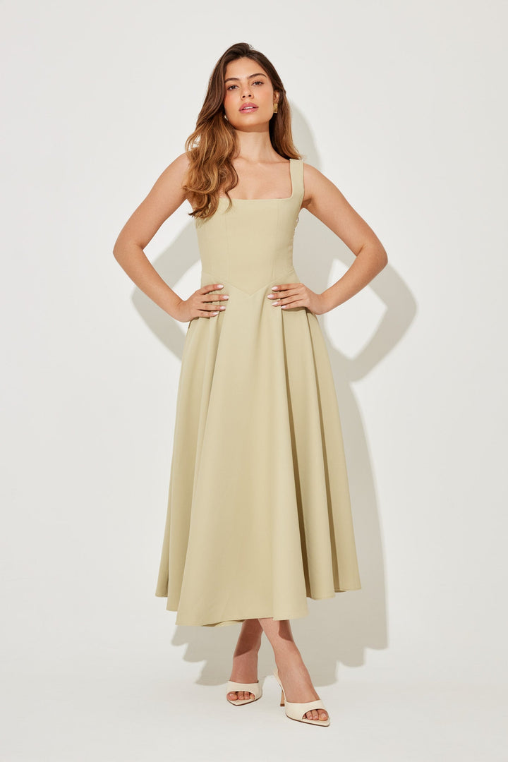Amelia | Vestido midi fluido atemporal