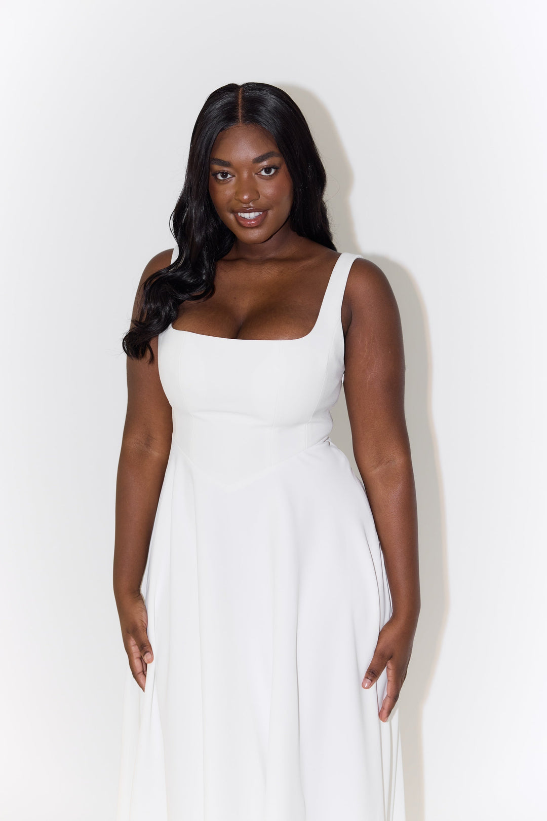 Amelia | Vestido midi fluido atemporal